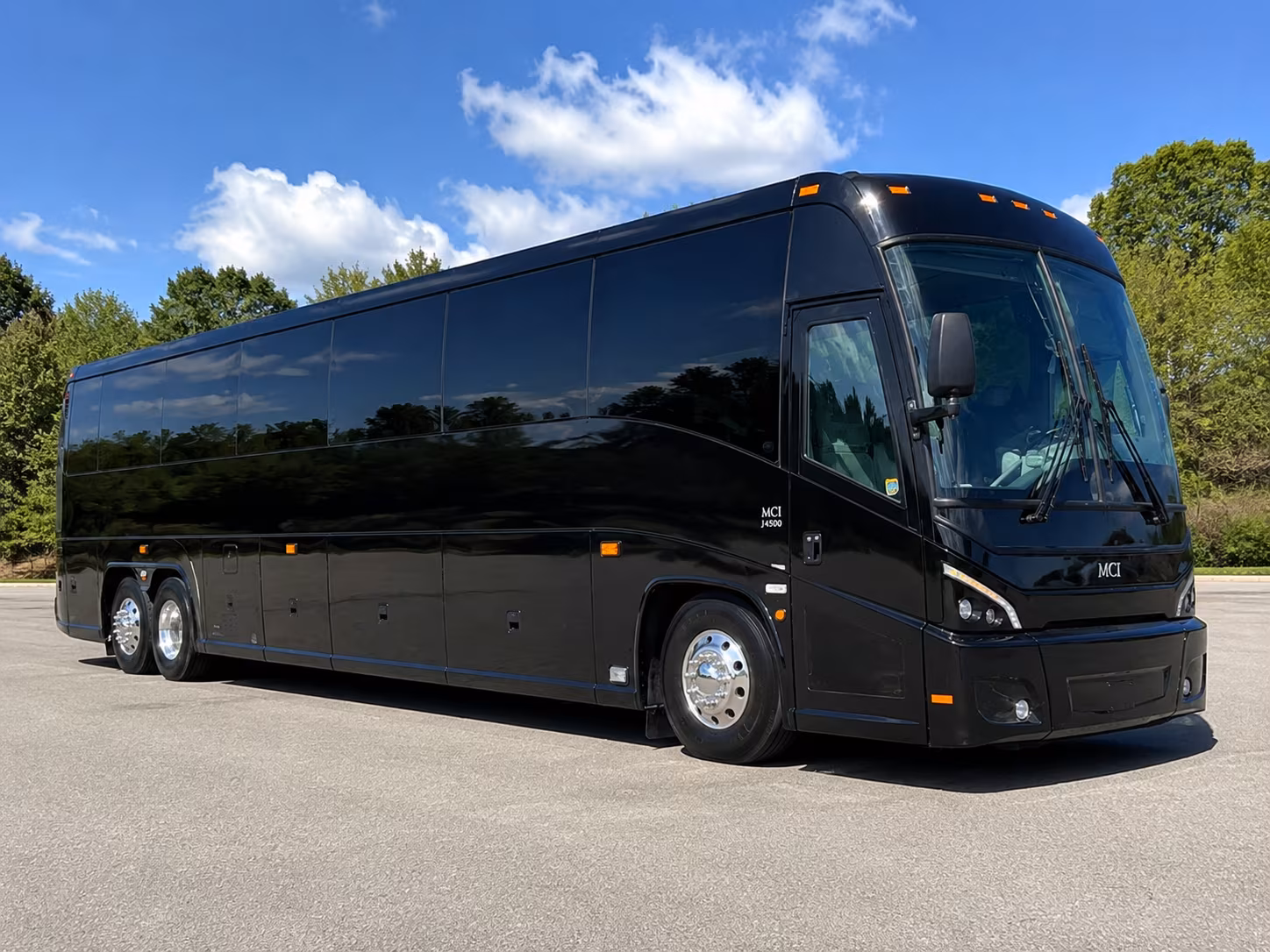buses for keeneland and versailles road wedding venues
