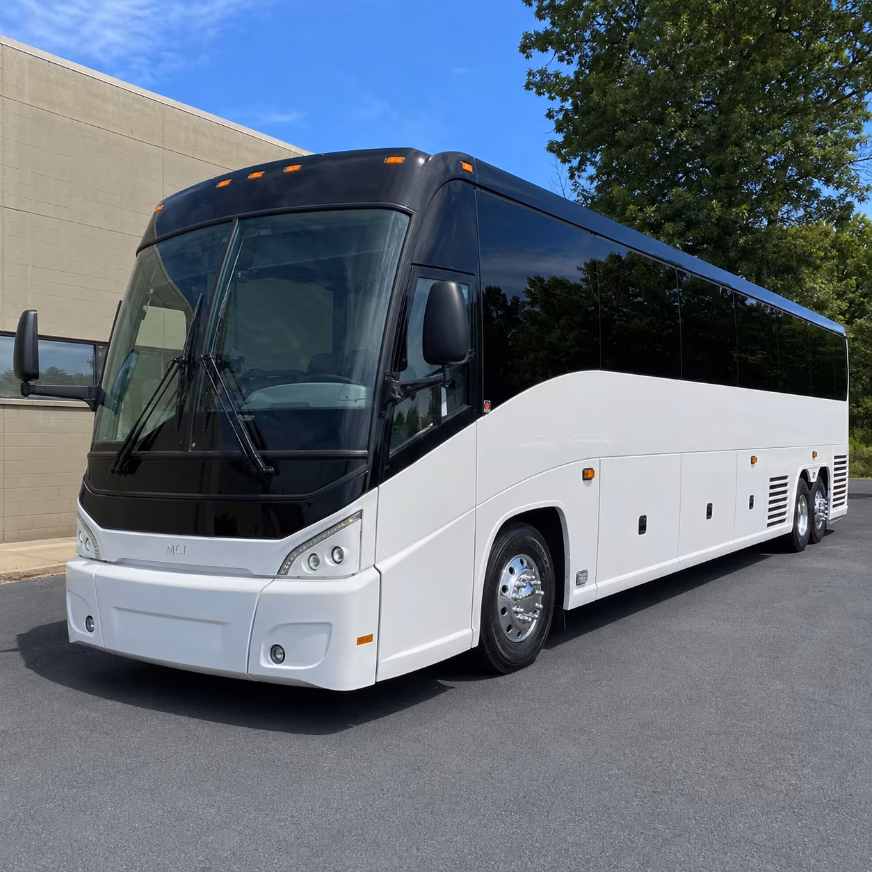 festival shuttle buses to keeneland concert events
