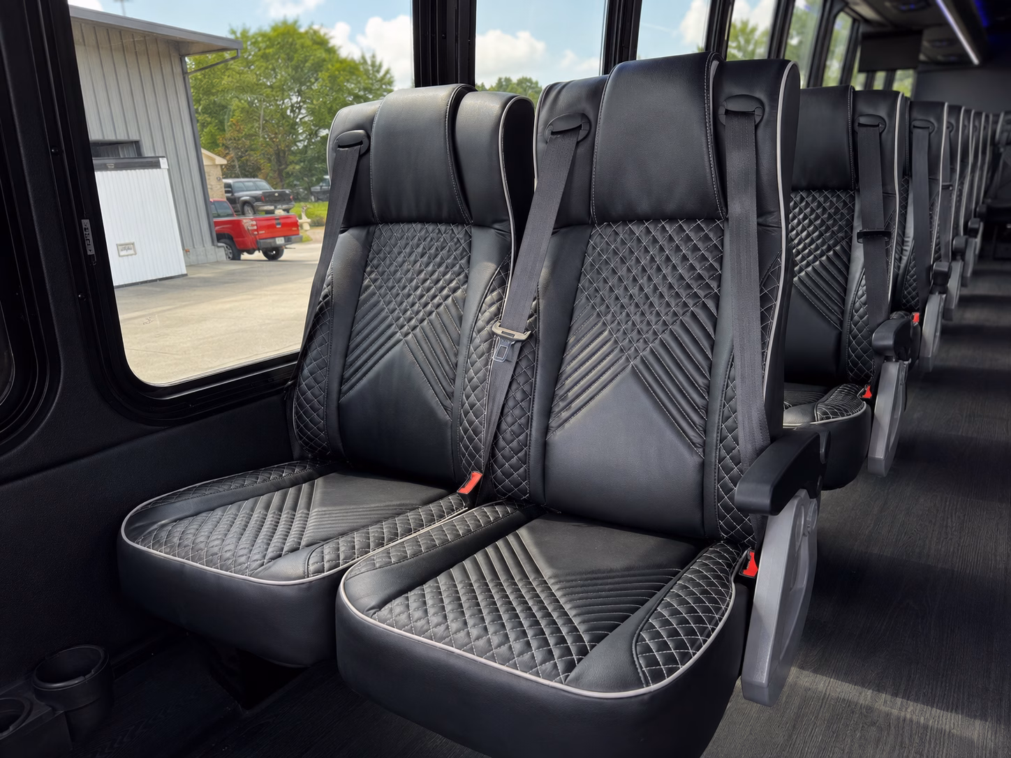 how the type of bus you choose changes the price in lexington kentucky