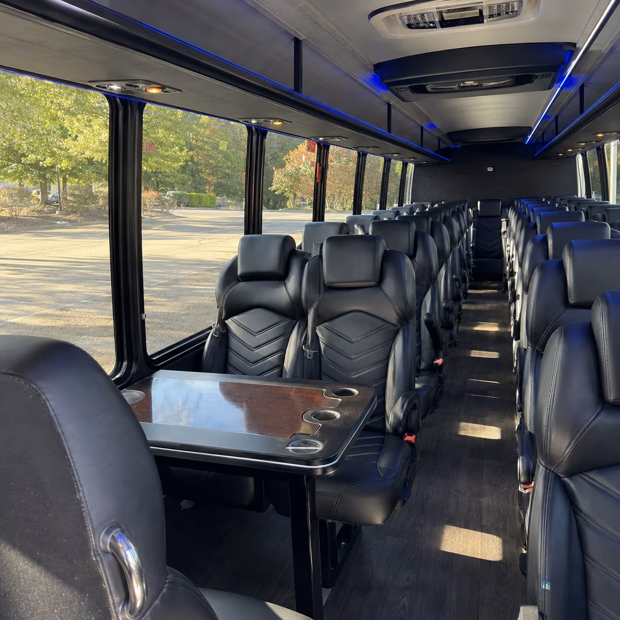 minibus rentals for small groups visiting jean farris and talon winery