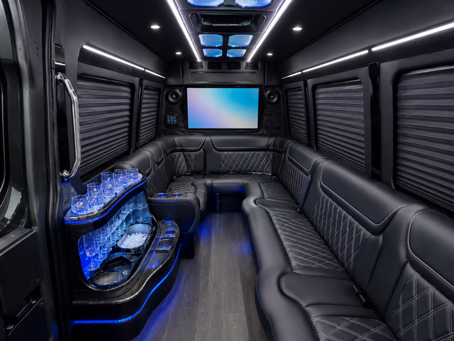 prom bus rentals for students coming from nicholasville georgetown and surrounding counties